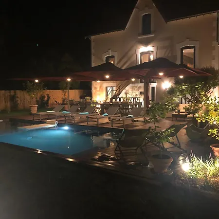 Demeure De Charme Vue Riviere Piscine Parking Bed & Breakfast Perigueux